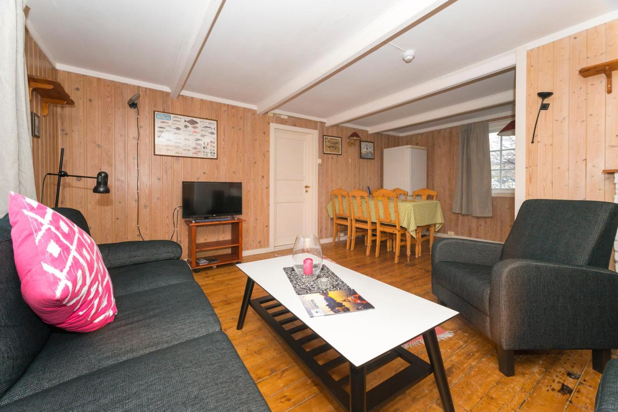 Statsbuene I Kabelvag Otel Dış mekan fotoğraf